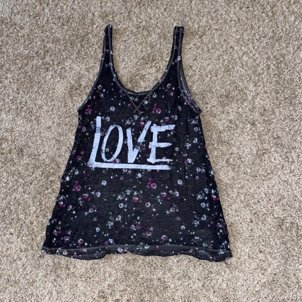 Graphic Tank